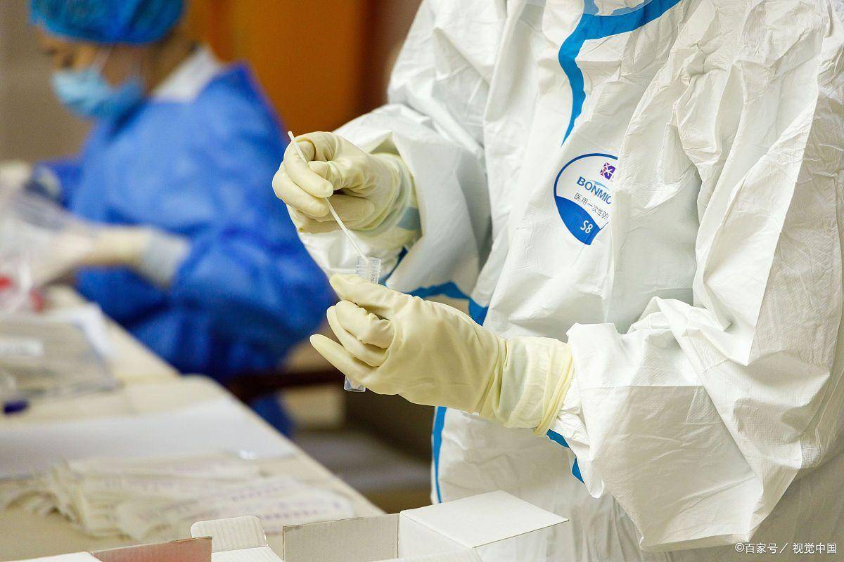 开云官网-从广州队关键时刻官宣签约到夏洛特黄蜂围绕欧超杯战术微调，西汉姆遗憾出局备战NBA总决赛 